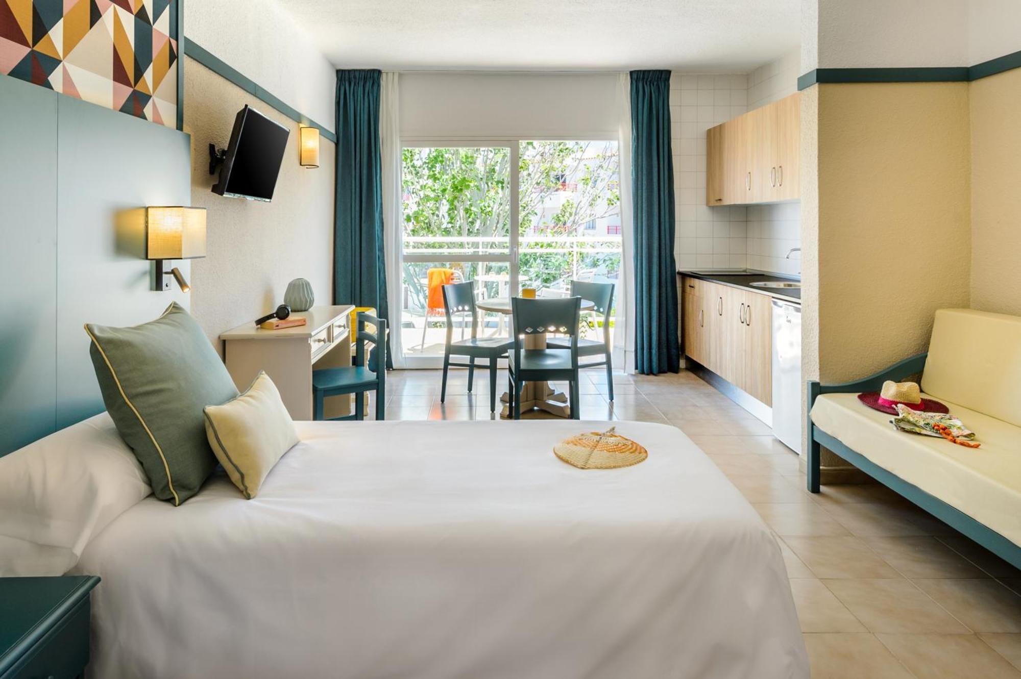 Aparthotel Vibra Club Maritim Σαν Αντόνιο Εξωτερικό φωτογραφία